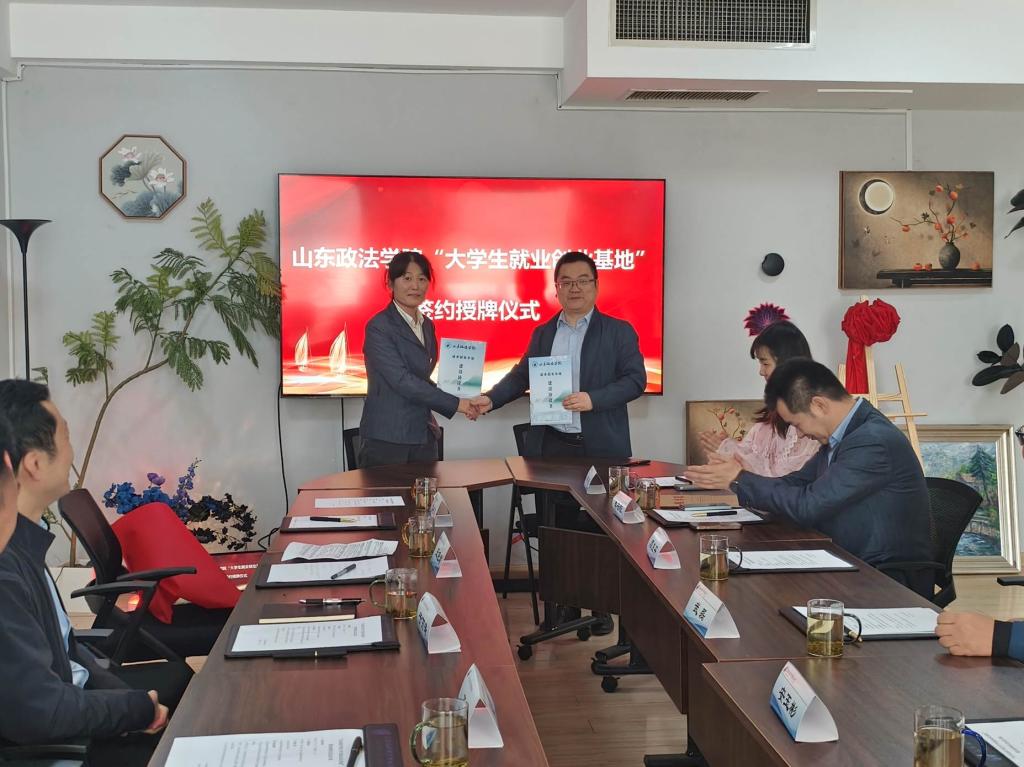 0ed5de23d35645c3c06a552a6072460e